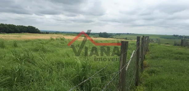 Fazenda / Sítio / Chácara com 2 Quartos à venda, 1000m² no Área Rural de Rio das Pedras, Rio das Pedras