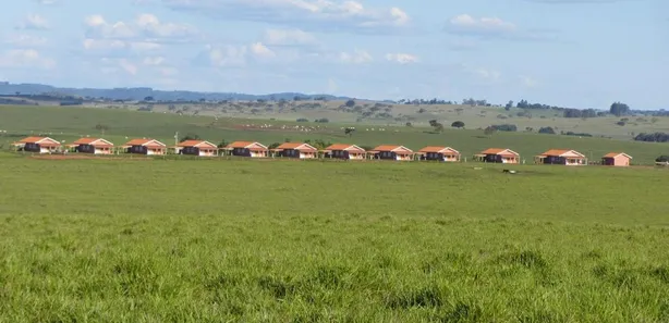 Fazenda / Sítio / Chácara à venda, 28320000m² no , Pompéia