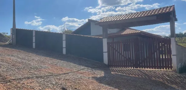 Fazenda / Sítio / Chácara com 2 Quartos à venda, 600m² no Jardim Alvinópolis, Atibaia