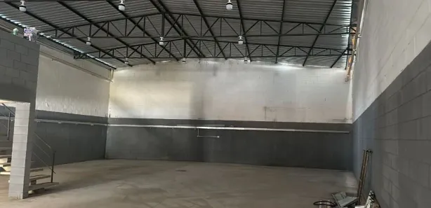 Loja / Salão / Ponto Comercial à venda, 340m² no Centro, Poá