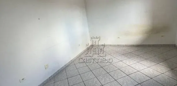 Sobrado com 2 Quartos para alugar, 90m² no Jardim Higienópolis, Londrina