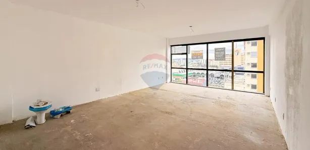 Conjunto Comercial / Sala à venda, 45m² no Centro, Canoas