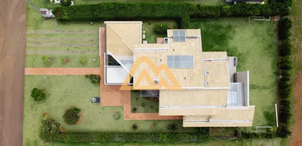 Sobrado com 3 Quartos à venda, 270m² no Bortolan Norte I, Poços de Caldas