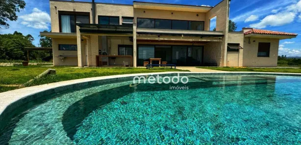 Fazenda / Sítio / Chácara com 4 Quartos à venda, 360m² no Parque Agrinco, Guararema