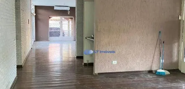 Casa Comercial com 4 Quartos para alugar, 379m² no Centro, Jacareí