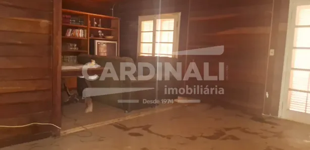 Conjunto Comercial / Sala com 3 Quartos para alugar, 242m² no Centro, Araraquara