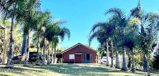 Fazenda / Sítio / Chácara com 2 Quartos à venda, 10000m² no , Campina Grande do Sul