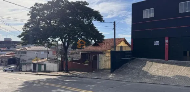 Prédio Inteiro para alugar, 176m² no Conjunto Residencial do Bosque, Mogi das Cruzes