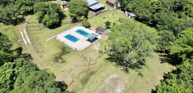 Fazenda / Sítio / Chácara com 3 Quartos à venda, 18000m² no Itararé, Santa Maria
