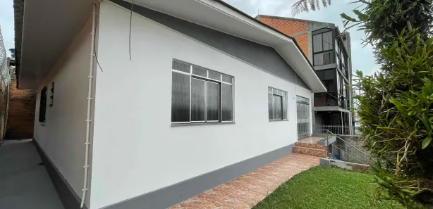 Casa com 3 Quartos para alugar, 145m² no Santa Maria, Chapecó