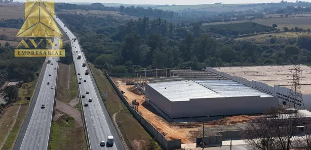 Galpão / Depósito / Armazém para venda ou aluguel, 10000m² no Salto Grande, Americana