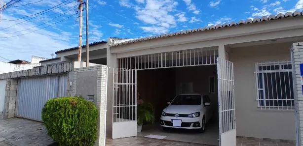 Casa com 3 Quartos à venda, 190m² no Luzia, Aracaju