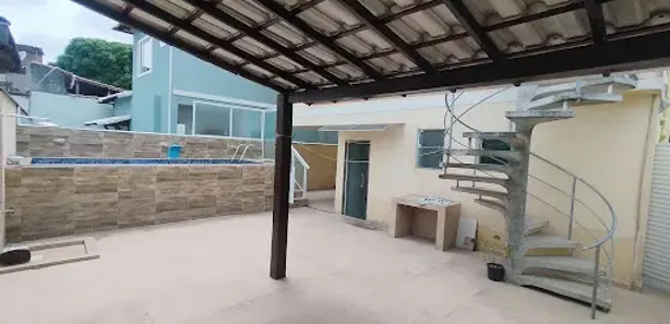 Casa com 3 Quartos para alugar, 280m² no Itapeba, Maricá