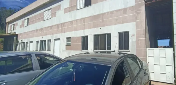 Casa de Condomínio com 3 Quartos para venda ou aluguel, 106m² no Água Espraiada (Caucaia do Alto), Cotia
