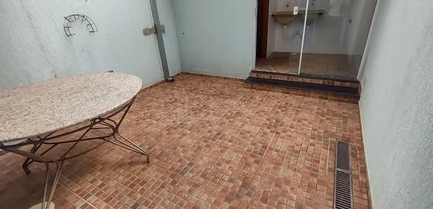 Sobrado com 2 Quartos à venda, 138m² no Jardim Quitandinha, Araraquara