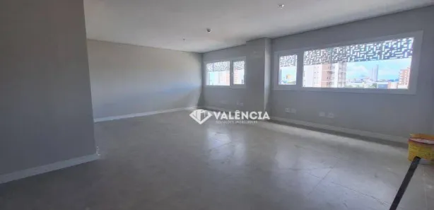 Conjunto Comercial / Sala para alugar, 56m² no Centro, Cascavel