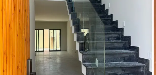 Sobrado com 4 Quartos à venda, 191m² no SIM, Feira de Santana