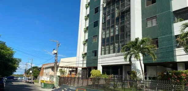 Apartamento com 3 Quartos para alugar, 212m² no São José, Aracaju