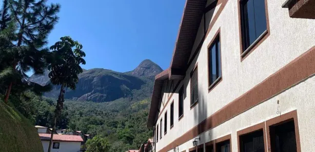 Apartamento com 2 Quartos à venda, 59m² no Samambaia, Petrópolis