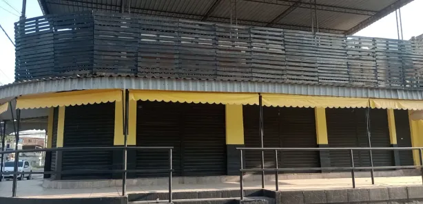 Loja / Salão / Ponto Comercial à venda, 300m² no Vila São Luis, Nova Iguaçu