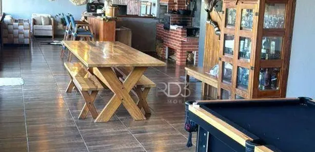 Fazenda / Sítio / Chácara com 3 Quartos à venda, 1000m² no Parque Residencial Manela, Cambé