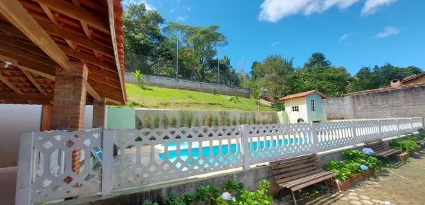 Fazenda / Sítio / Chácara com 4 Quartos à venda, 2000m² no Jardim Sinki, Franco da Rocha