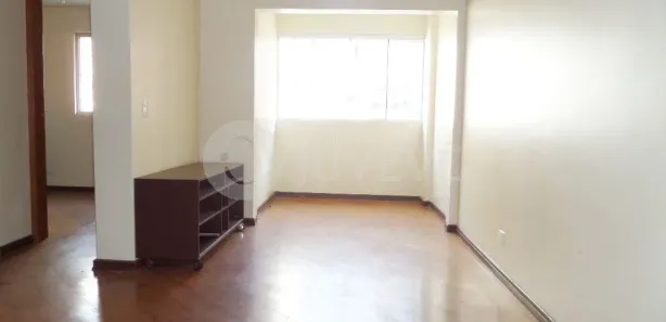 Apartamento com 2 Quartos para alugar, 53m² no Cristo Rei, Curitiba