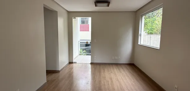 Apartamento com 3 Quartos para alugar, 105m² no Cônego, Nova Friburgo