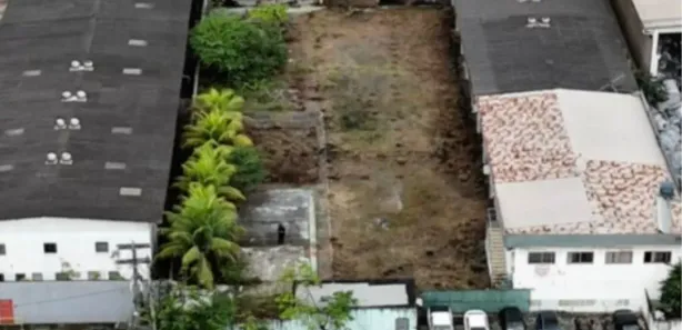 Galpão / Depósito / Armazém à venda, 3200m² no Pólo de Apoio, Camaçari