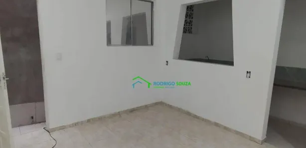 Casa com 1 Quarto para alugar, 50m² no Vila Dirce, Carapicuíba