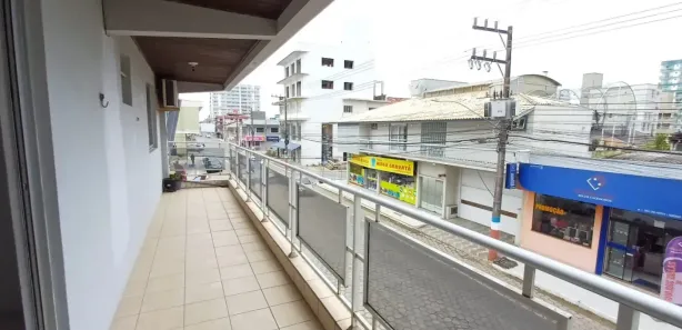 Apartamento com 3 Quartos para alugar, 75m² no Gravatá, Navegantes