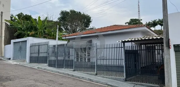 Casa com 2 Quartos à venda, 1213m² no Centro, Laranjal Paulista
