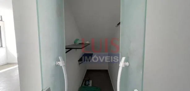 Casa de Condomínio com 3 Quartos para alugar, 250m² no Itaipu, Niterói