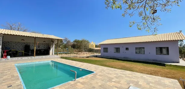 Fazenda / Sítio / Chácara com 4 Quartos à venda, 1000m² no , Esmeraldas