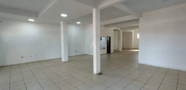Conjunto Comercial / Sala para alugar, 200m² no Jardim Porto Alegre, Toledo