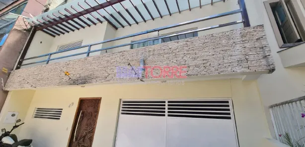 Sobrado com 3 Quartos à venda, 160m² no Castália, Itabuna