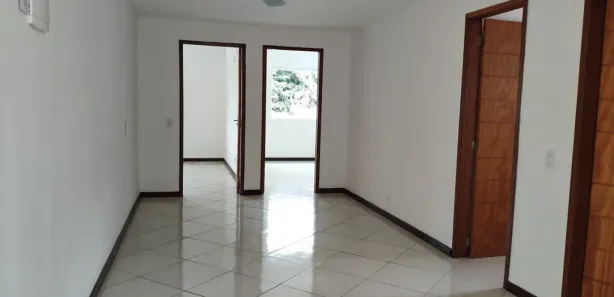 Casa com 2 Quartos para alugar, 360m² no Cotia, Guapimirim