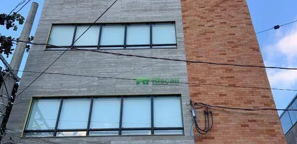 Prédio Inteiro para venda ou aluguel, 900m² no Vila Santa Luzia, Taboão da Serra