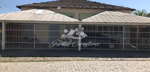 Prédio Inteiro à venda, 600m² no Papucaia, Cachoeiras de Macacu