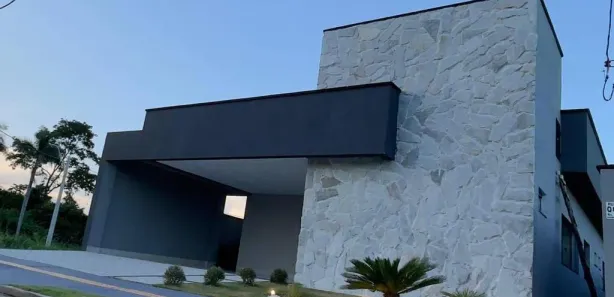 Casa com 3 Quartos à venda, 144m² no Rosa de Leiria Condomínio Horizontal, Goianira