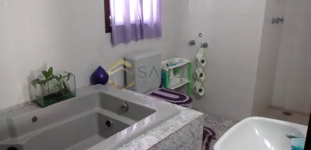Sobrado com 4 Quartos à venda, 400m² no Vila Louro, Embu-Guaçu