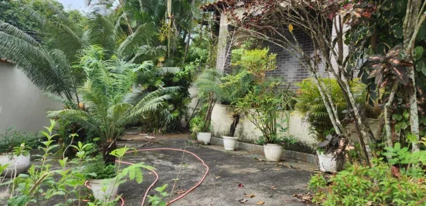 Casa com 3 Quartos à venda, 245m² no Jardim Sulacap, Rio de Janeiro