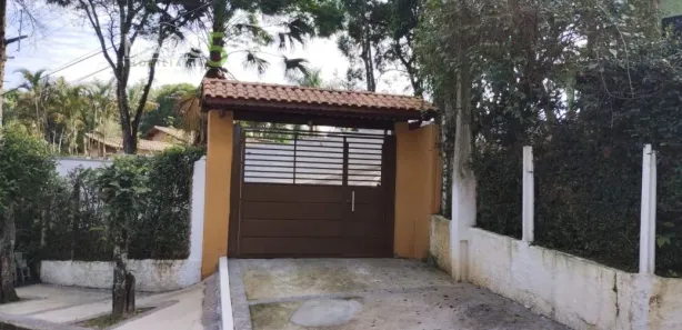 Fazenda / Sítio / Chácara com 4 Quartos à venda, 144m² no Jardim São Jorge, Arujá