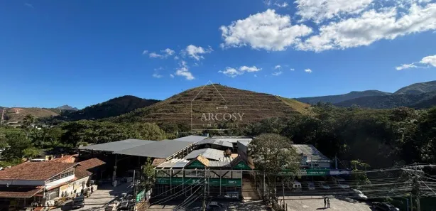 Apartamento com 1 Quarto à venda, 60m² no Itaipava, Petrópolis