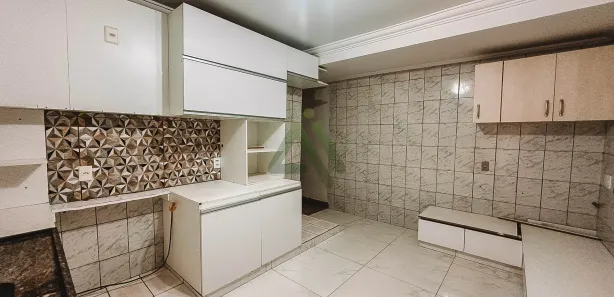 Casa com 3 Quartos para alugar, 110m² no Jardim Macarenko, Sumaré