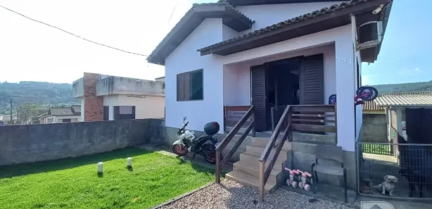Casa com 2 Quartos para venda ou aluguel, 50m² no Vila Visconde, Criciúma
