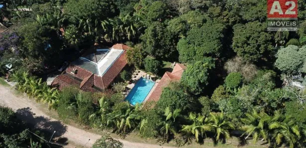Fazenda / Sítio / Chácara com 4 Quartos à venda, 300m² no Jardim Convento, Itapecerica da Serra