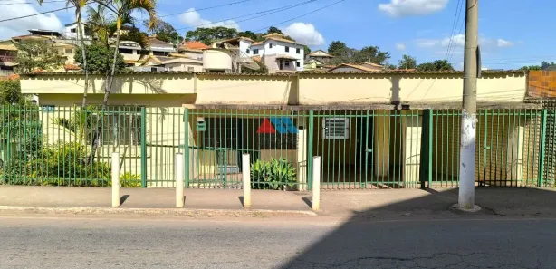 Casa com 3 Quartos para alugar, 258m² no A Definir, Caeté