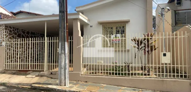Casa Comercial com 5 Quartos para alugar, 150m² no Centro, Sete Lagoas