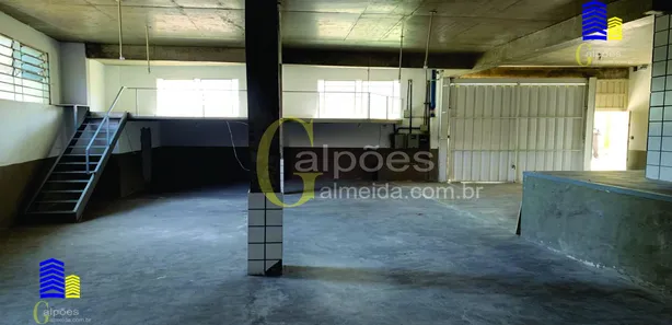 Galpão / Depósito / Armazém para alugar, 242m² no Jardim Flórida, Barueri